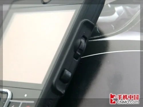 性能远超多普达 MOTO微软智能机Q8评测