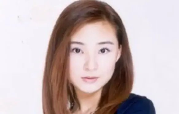 演员张国强的妻子是谁