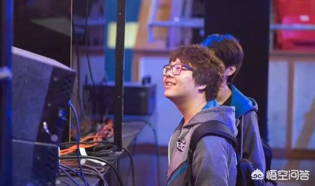 LOL前世界冠军选手Pawn宣布退役，他的巅峰有多强？