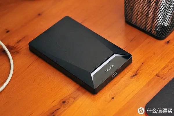 新年新面貌 — 更新布置下电脑桌面上的那些相关设备