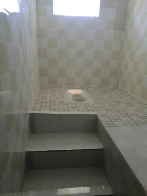 农村改厕是一个旱厕蹲便器能直接在上面安装个坐便器吗？为什么？