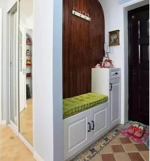 鞋柜装修效果图 好看又实用的鞋柜设计