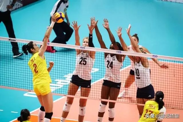 中国女排3:0横扫美国女排，中国女排赢在哪里，你如何评价中国女排球员的表现？
