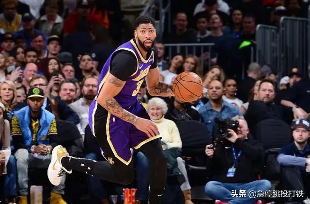 湖人加时胜掘金，詹姆斯30+三双，浓眉哥30+两双，他们二人是不是历史最佳组合？