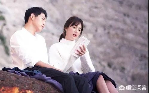 宋慧乔和宋仲基离婚上了几次热搜，你会因为双宋离婚对他们有所反感吗？