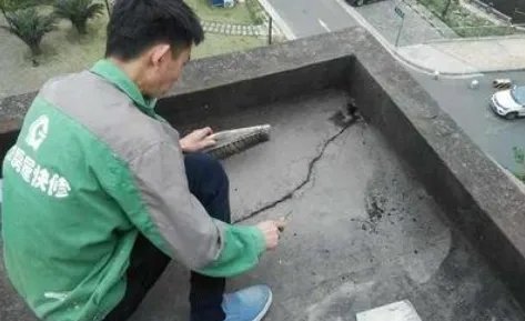 楼层漏水自己如何处理