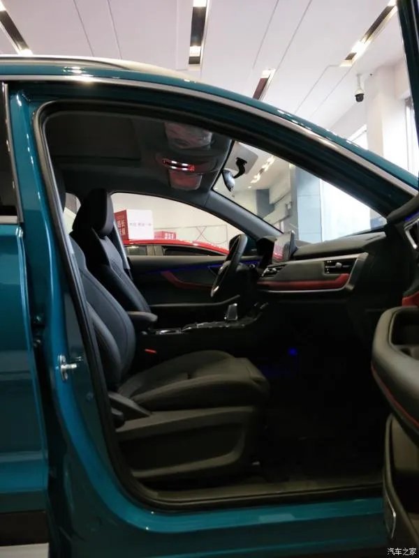 试驾全新一代瑞虎7各方面感受都不错哦，谈谈感受