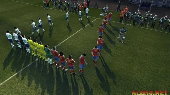 《实况足球2012》PES2012正式版下载全国首发