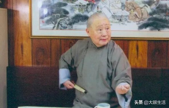 在中国的评书界里，谁能称得上“大师”？举例说明一下？