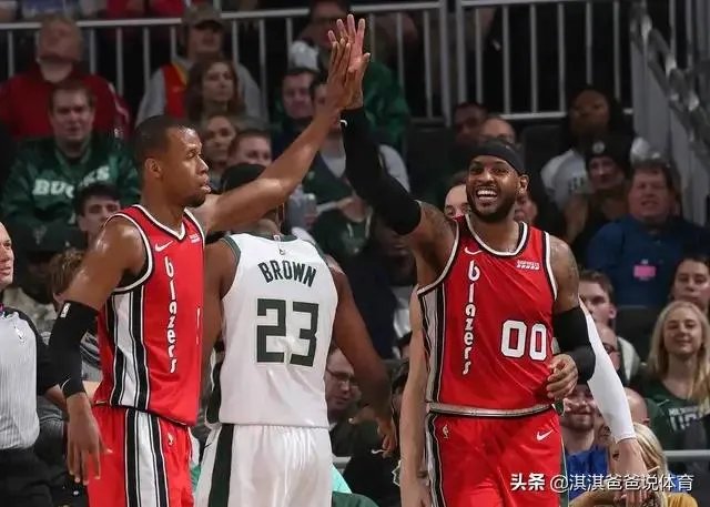 安东尼的开拓者首秀比较失败，他会不会很快被裁掉？