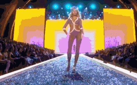 奚梦瑶维密秀摔倒，你觉得这件事很严重吗？还有没有哪些明星也有过类似的失误？