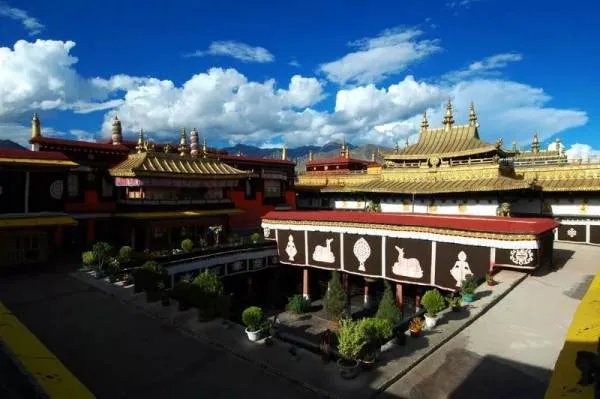 大昭寺火灾怎么引起的？