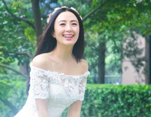 杨童舒的老公到底是谁呀,杨童舒多少岁了