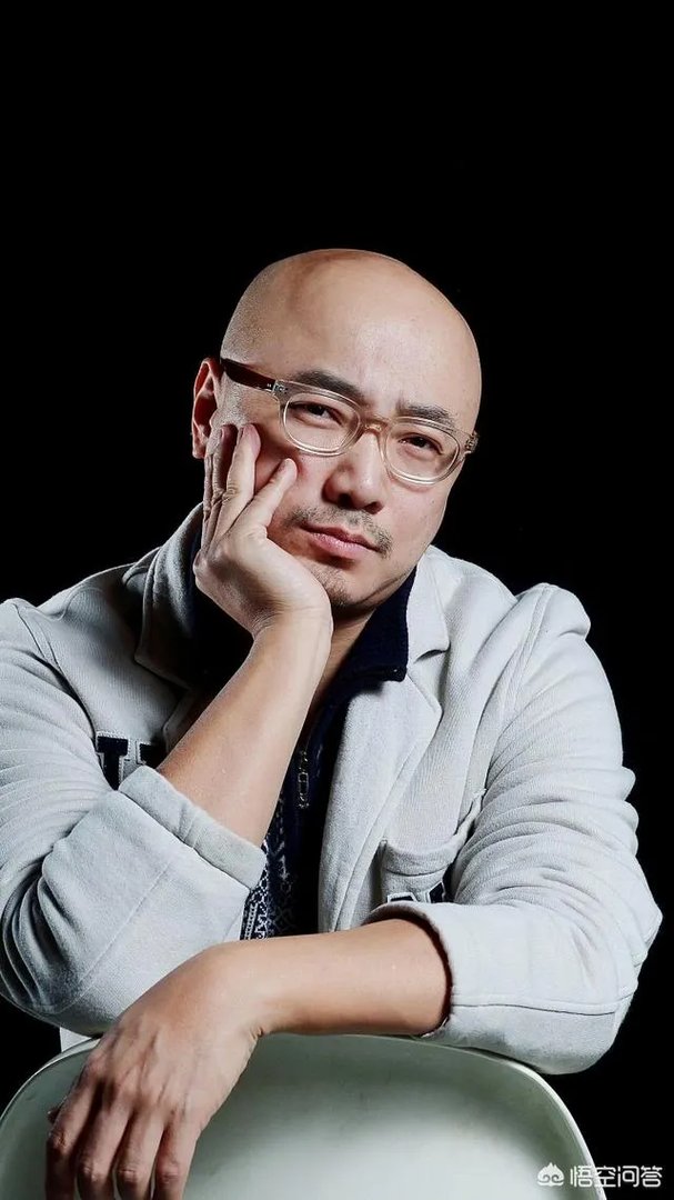 如何看待北京胖小伙挤地铁被大爷骂哭这件事？