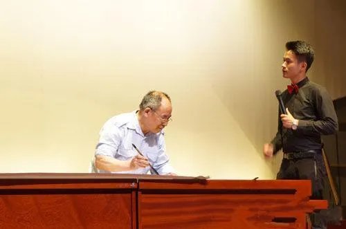 谁创作的宿管歌曲送毕业生？