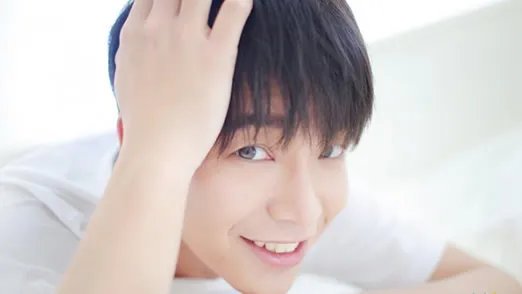 彭昱畅胖了照片对比：彭昱畅是谁资料简介及怎么火的