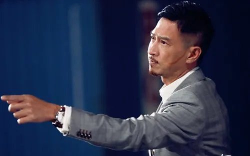 喝酒表情包原图