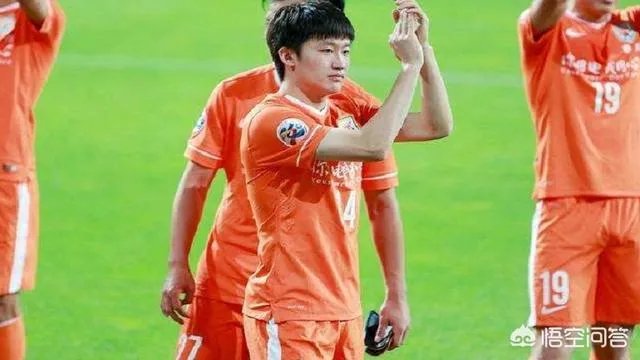 怎么评价山东鲁能的王彤，他的实力能胜任鲁能的主力右后卫吗？