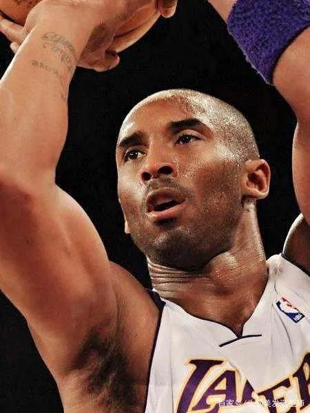 兰德尔回忆科比最后一战，为什么那一场都是让科比投？