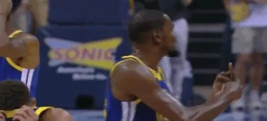 为什么会连续两天詹姆斯和浓眉哥被吹而两次t驱逐？