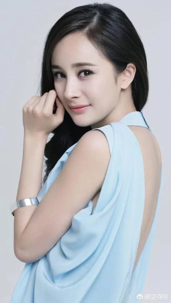 杨幂主演的《筑梦情缘》收视、口碑扑街，曾经的流量女王，为何扛不动收视了？