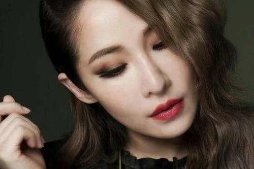 萧亚轩作为歌后，为什么不参加《歌手》？