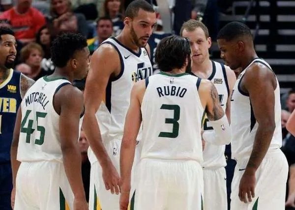 爵士登顶NBA官方最新球队实力榜，今年他们为什么表现强势？