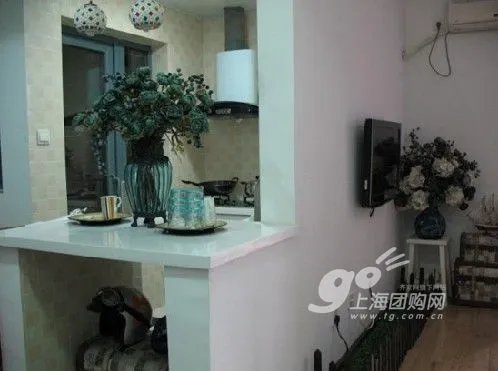 网络女作家的地中海蜗居 53平米温情小窝只花1万