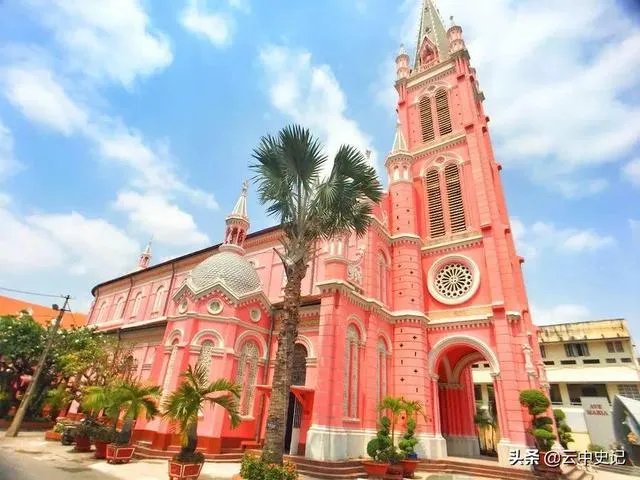 落后的越南是非英语国家，为何外国人比较多？