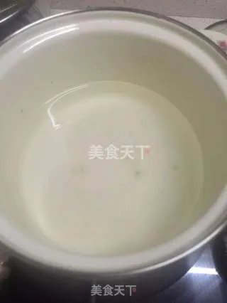 桃胶椰汁西米露