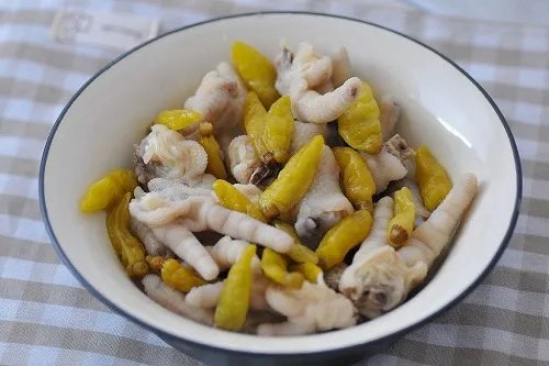 自制泡椒凤爪的做法 泡椒凤爪的最正宗做法