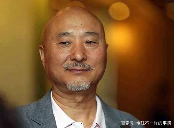 朱时茂的一个“致命”失误，给陈佩斯造就了一幕“传世经典”，到底是什么？