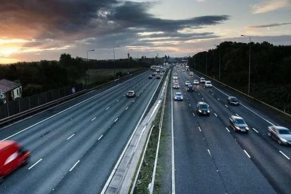 故意别车属于寻衅滋事