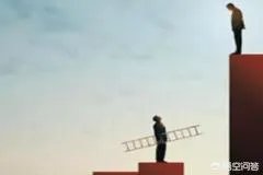 为什么学历不值钱，但是学区房很值钱？