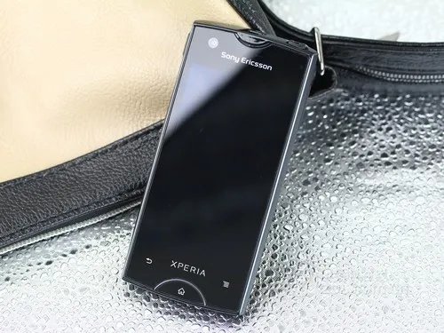 1GHz+800W像素 索尼爱立信ST18i降价200