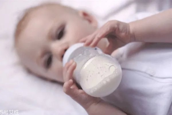 奶粉不容易溶解怎么回事 奶粉不易溶解怎么办