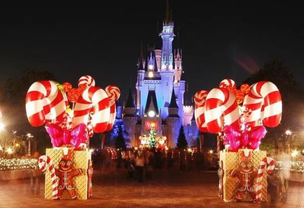 平安夜、圣诞节的由来和习俗是什么？要详细的……