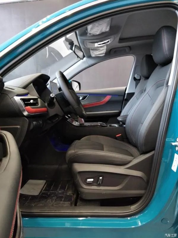 试驾全新一代瑞虎7各方面感受都不错哦，谈谈感受