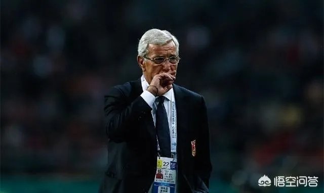 国足战威尔士，鲁能后卫郑铮力压李学鹏首发，你觉得在里皮心中谁才是中国第一左后卫？