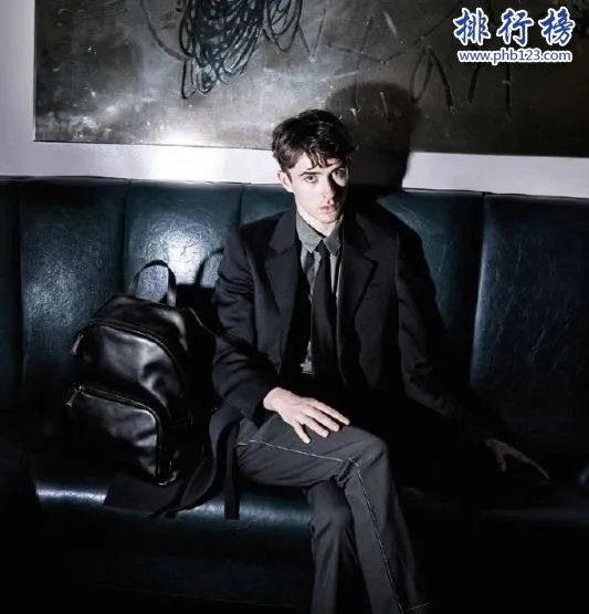 顶级男装品牌有哪些？世界十大男装品牌排行榜,你知道几个?