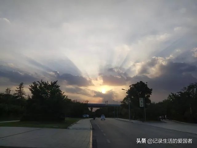 边旅行边赚钱的办法可行吗?