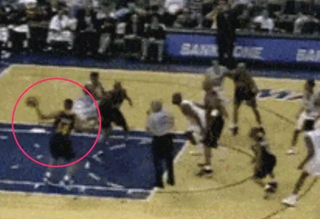 NBA有哪些搞笑的乌龙球？