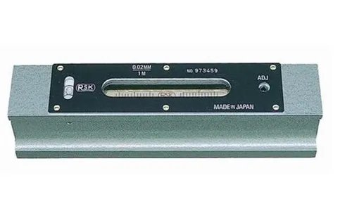 条式水平仪怎么使用