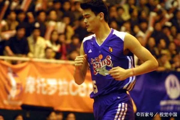 43分22篮板堪比姚明，王哲林反超22分逆转比赛，后来怎样？