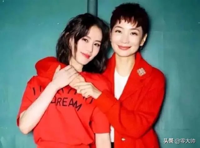 为什么elle主编离职会有这么多明星发微博？