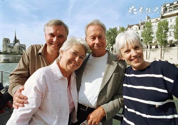 火箭队裁掉克拉克等5人 球队15人大名单正式出炉