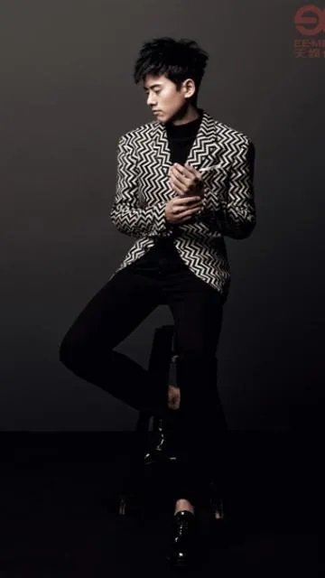 有谁有张杰图片，最帅的？