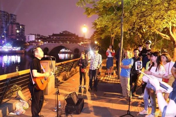 女儿结婚母亲突然失踪和她当唱歌老板有关系吗？