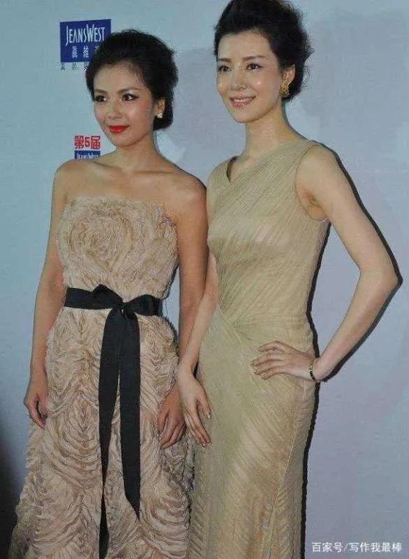 网友笑称刘涛与车晓同框的时候，网友说一个像村姑一个像贵妇，该如何看？