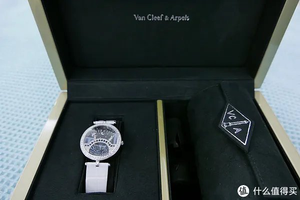 #首晒#人间哪得几回相遇：Van Cleef & Arpels 梵克雅宝 恋人之桥
